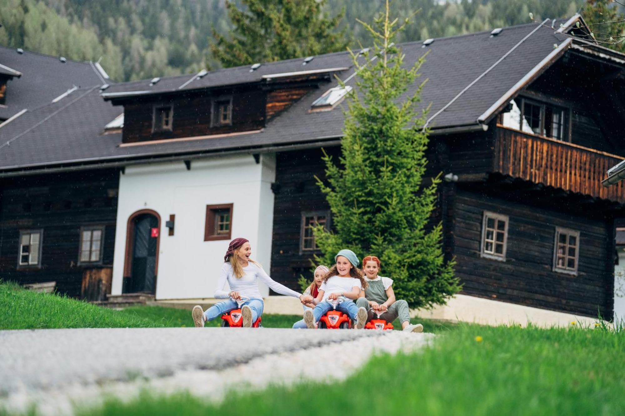 Slow Travel Resort Kirchleitn Bad Kleinkirchheim Exterior foto